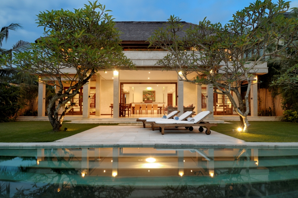 View Wake Up In Paradise Luxe Villa Large Pool Ubud Gif